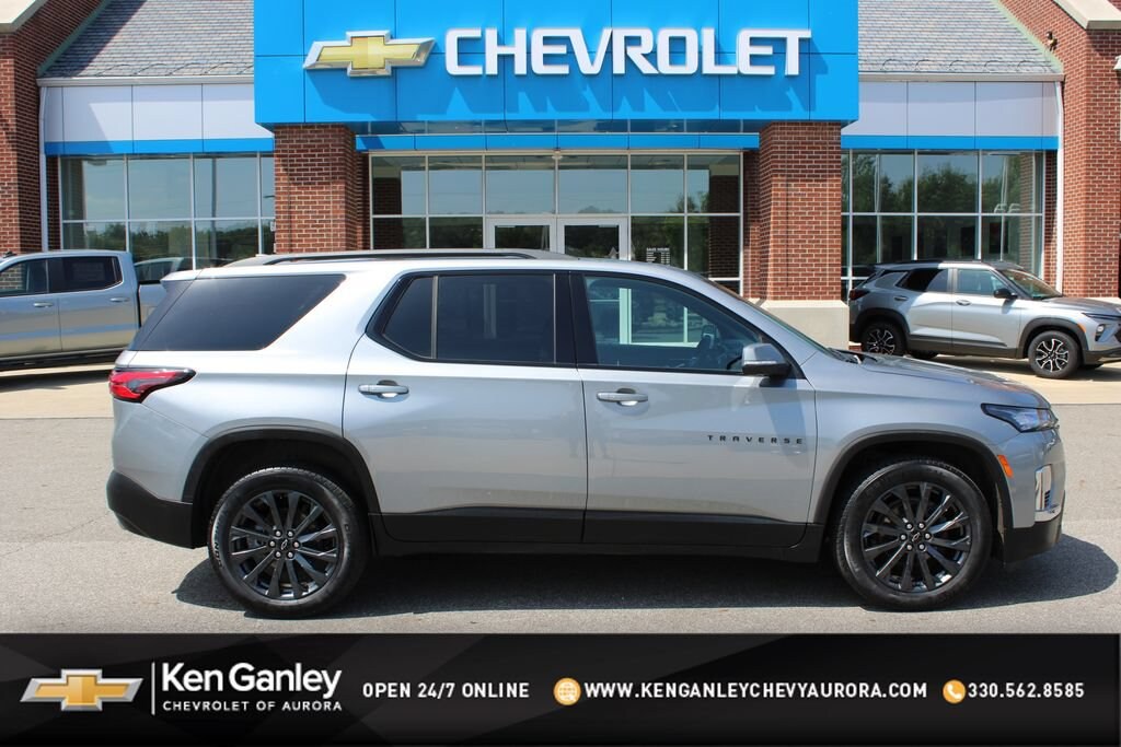 Used 2023 Chevrolet Traverse RS SUV