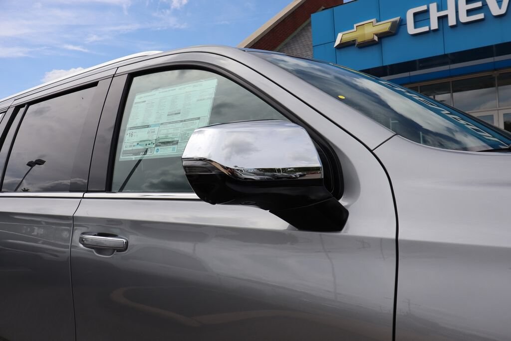 New 2026 Chevrolet Suburban Premier SUV