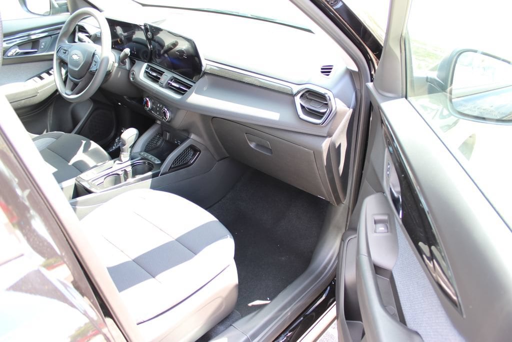 2026 Chevrolet Trailblazer LS - Photo 40
