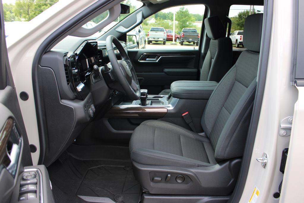 2026 Chevrolet Silverado 1500 RST - Photo 16