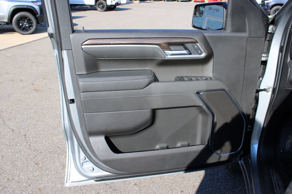 2026 Chevrolet Silverado 1500 LT - Photo 12