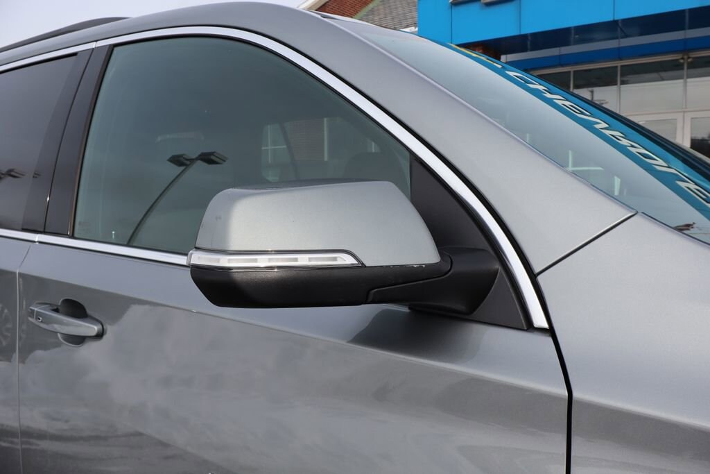 Used 2023 Chevrolet Traverse LT Cloth SUV