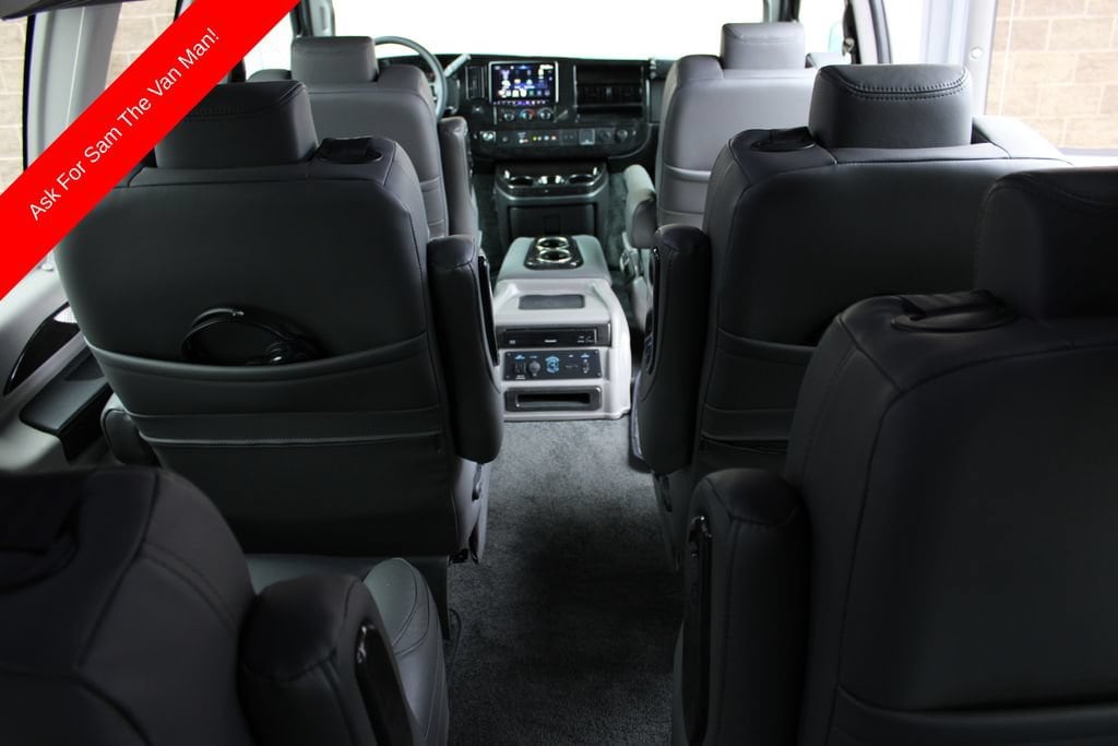 2026 Chevrolet Express Cargo Work Van - Photo 43