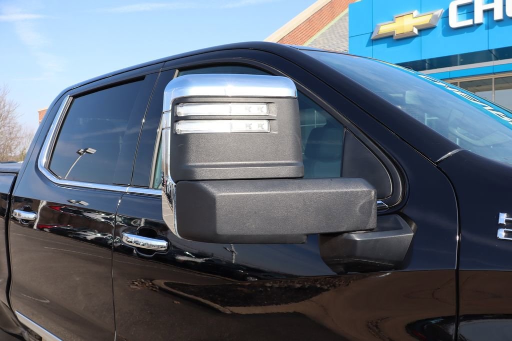 Used 2025 Chevrolet Silverado 1500 High Country Truck Crew Cab