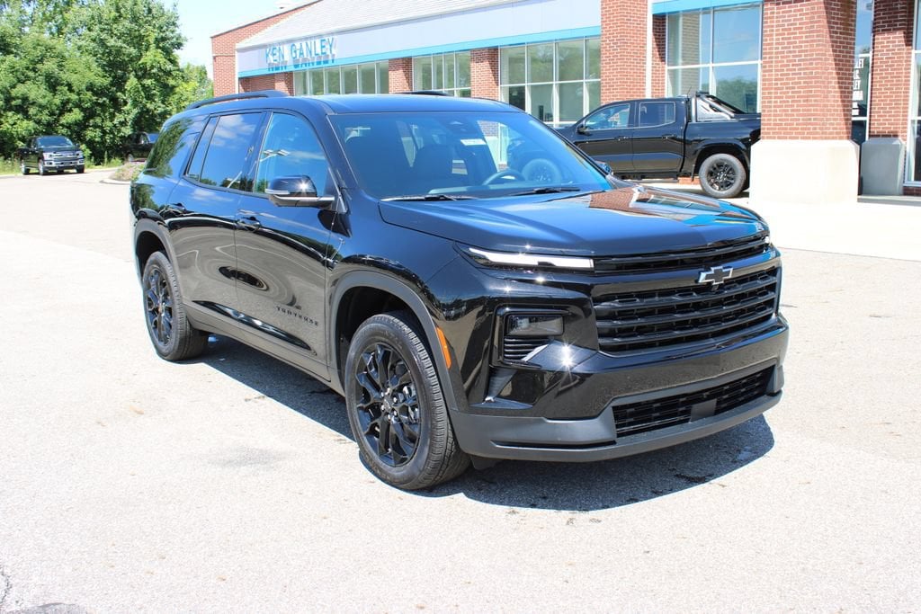 New 2026 Chevrolet Traverse LT SUV