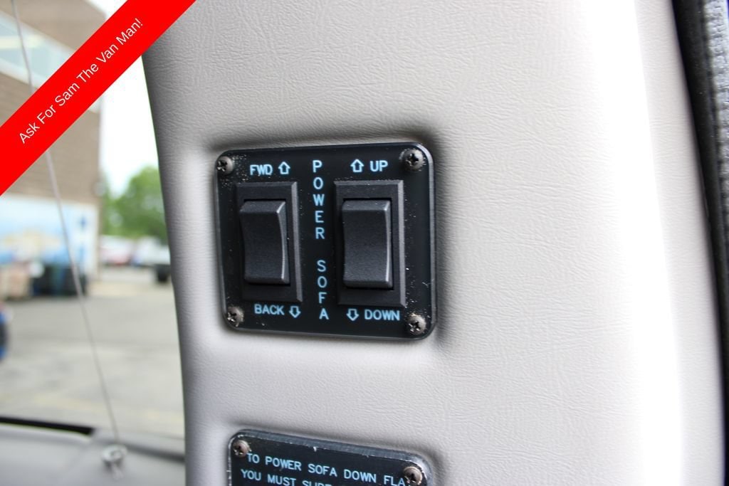 2026 Chevrolet Express Cargo Work Van - Photo 35