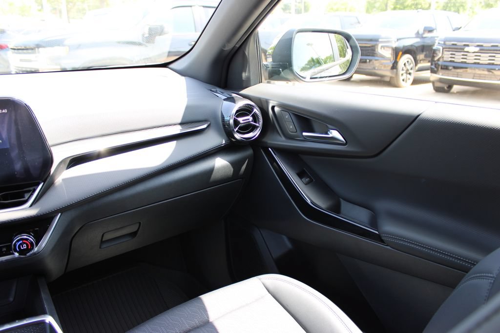2026 Chevrolet Equinox LT - Photo 40