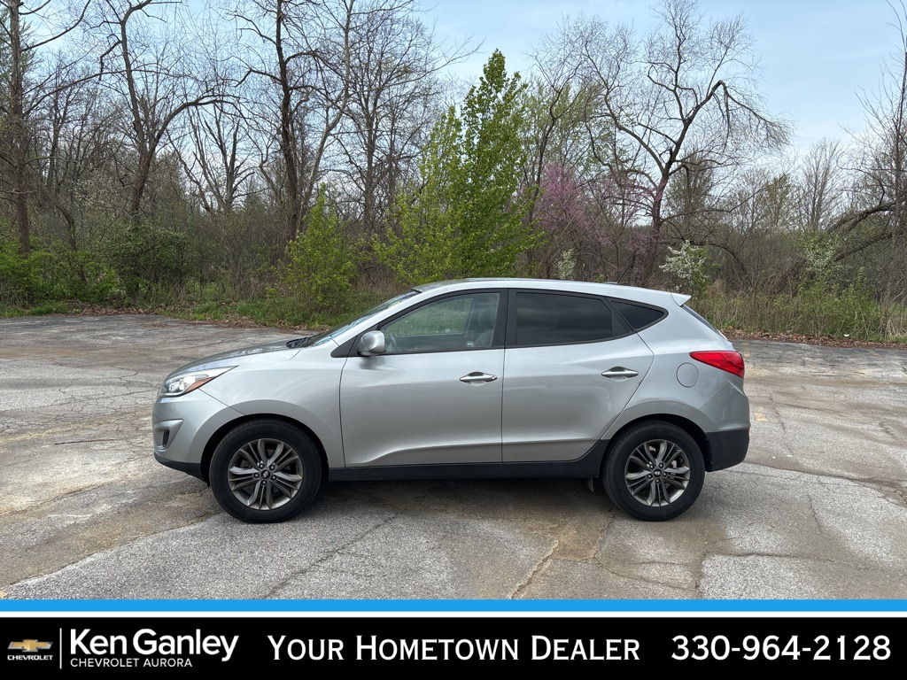 Used 2015 Hyundai Tucson GLS with VIN KM8JT3AF2FU060584 for sale in Aurora, OH