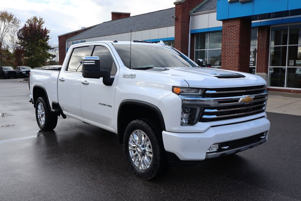 Used 2020 Chevrolet Silverado 3500 HD High Country Truck Crew Cab