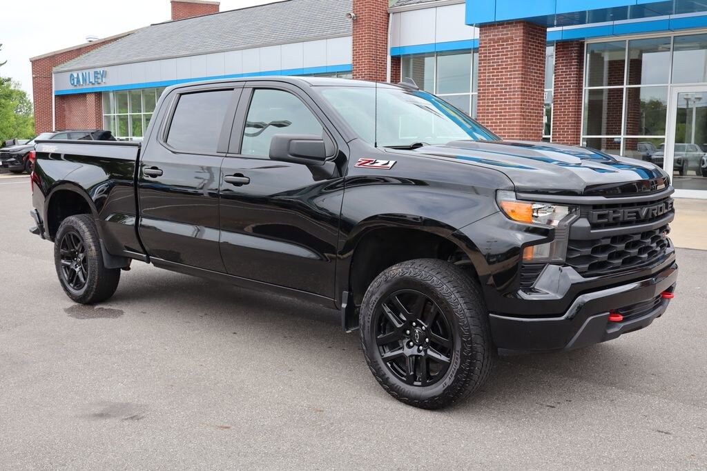 Used 2022 Chevrolet Silverado 1500 Custom Trail Boss Truck Crew Cab