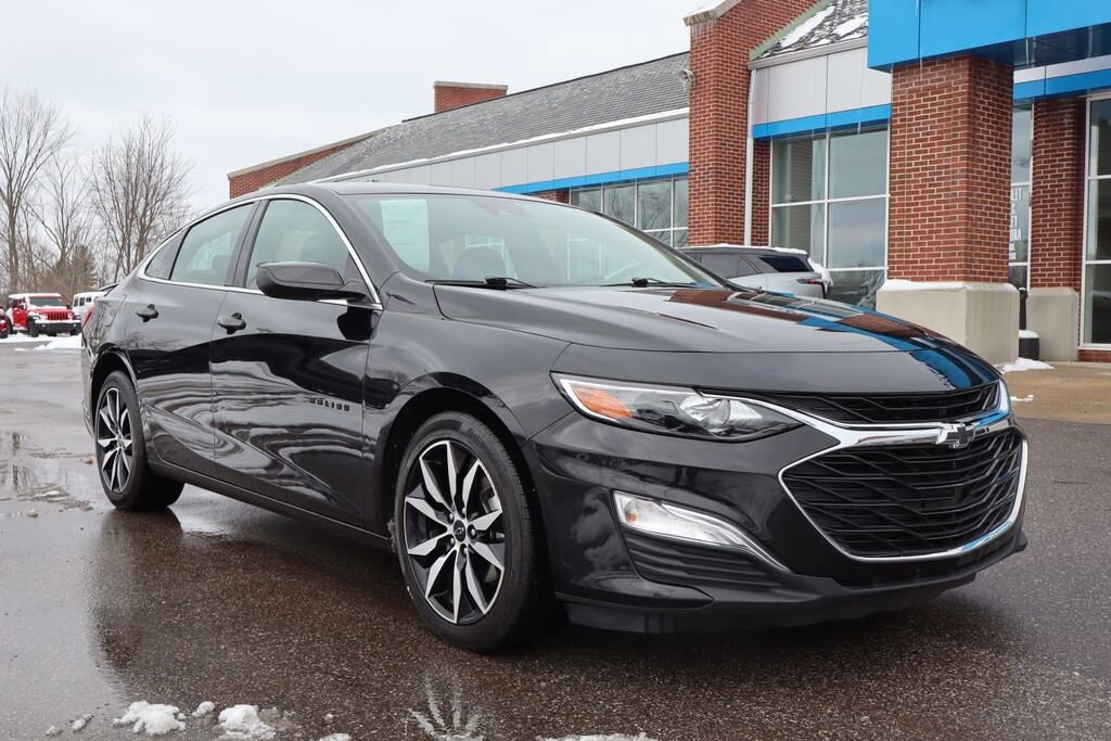 Used 2024 Chevrolet Malibu RS Sedan