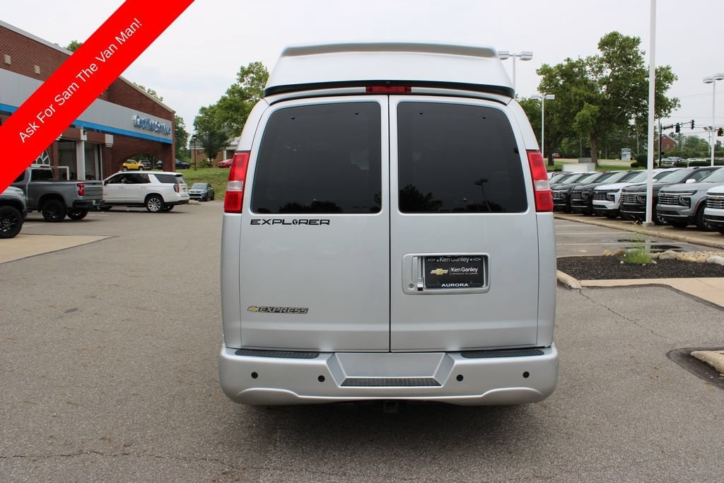 2026 Chevrolet Express Cargo Work Van - Photo 29
