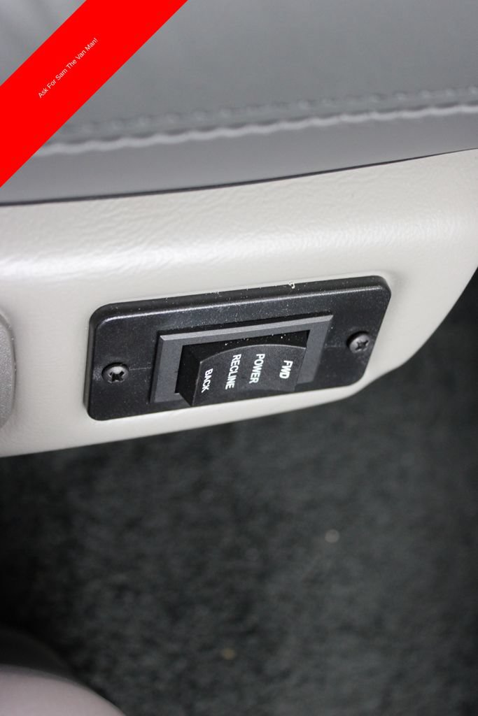 2026 Chevrolet Express Cargo Work Van - Photo 23