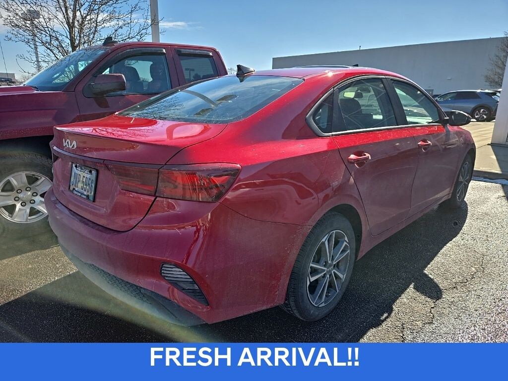 Used 2023 Kia Forte LXS LXS IVT