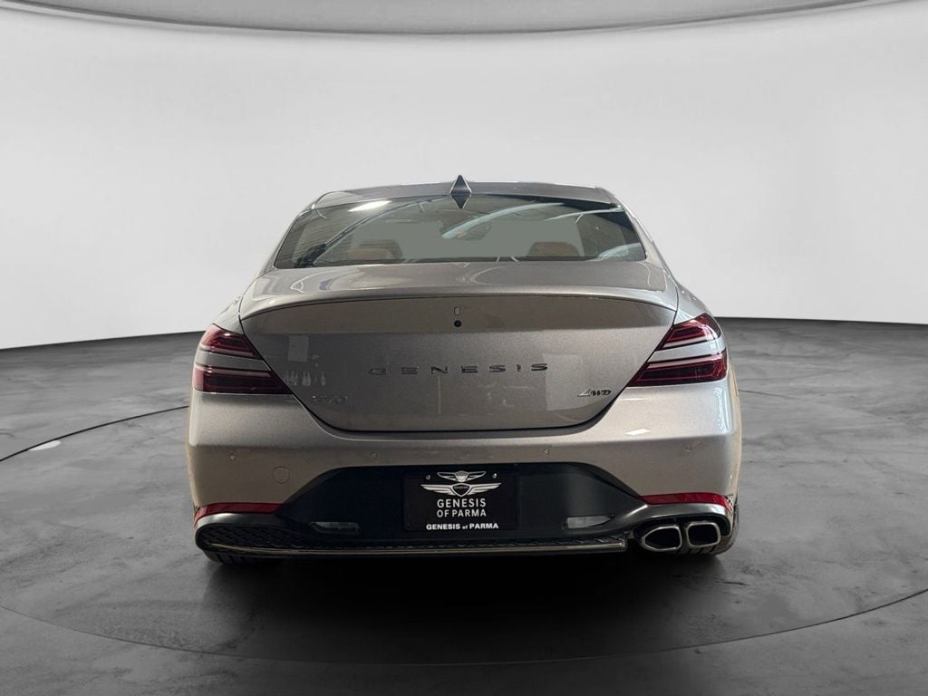 2023 GENESIS G70 Standard - Photo 6