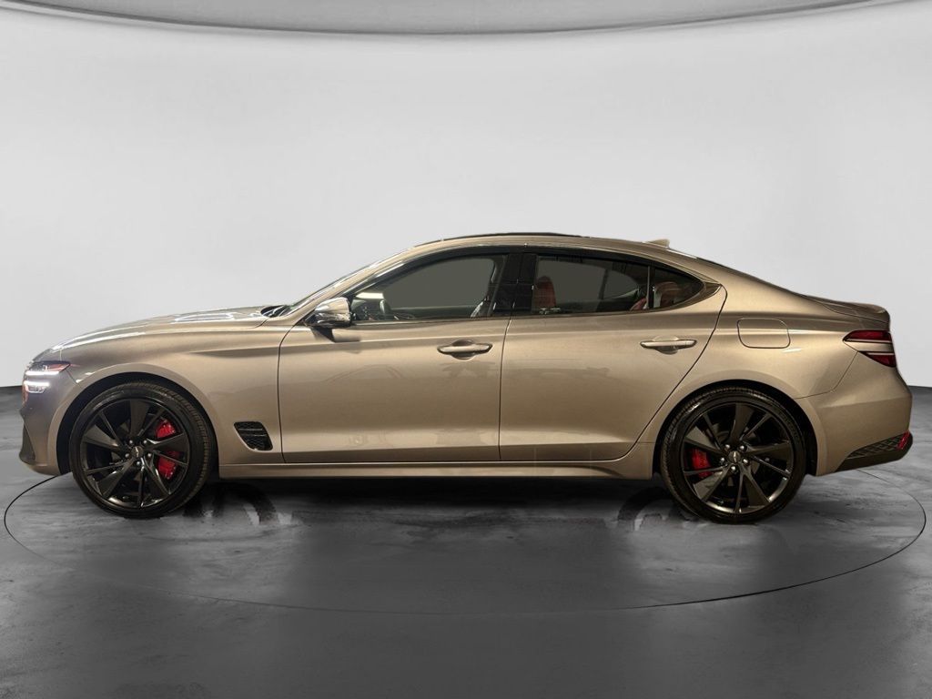 2023 GENESIS G70 Standard - Photo 8