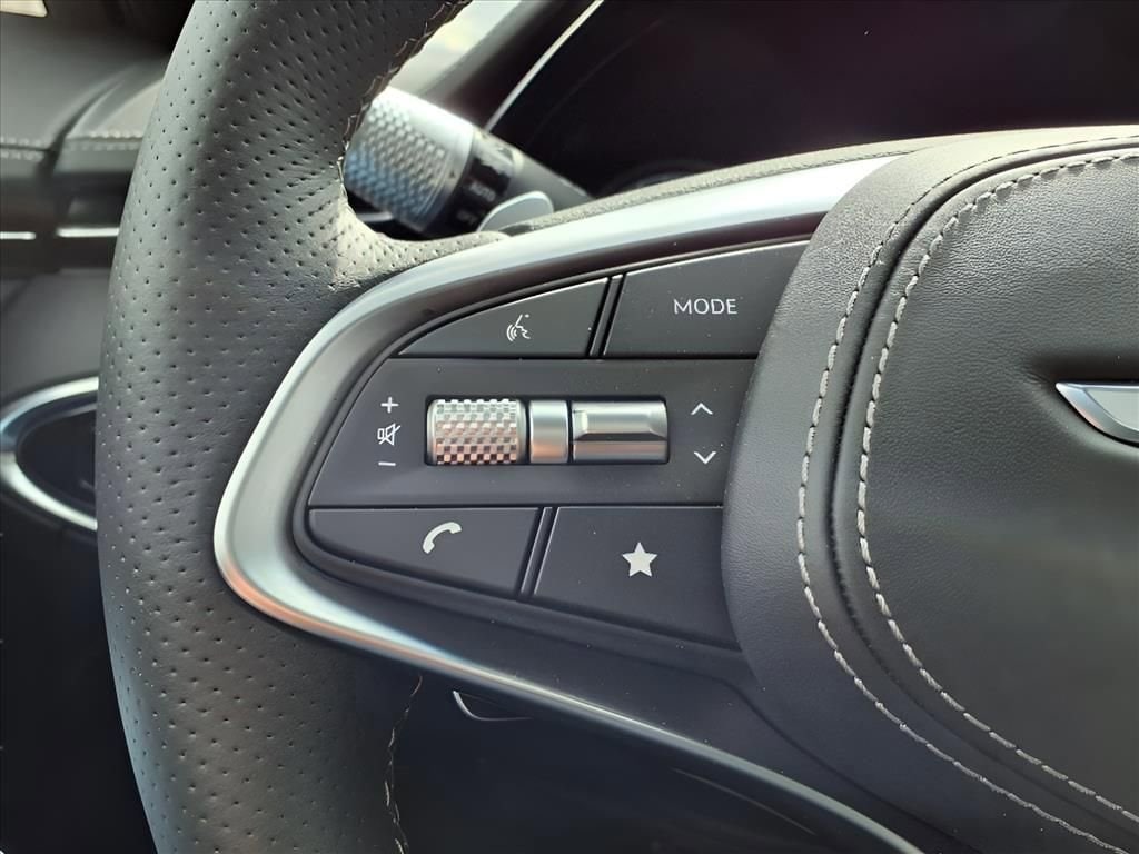2025 GENESIS GV70 Sport - Photo 20
