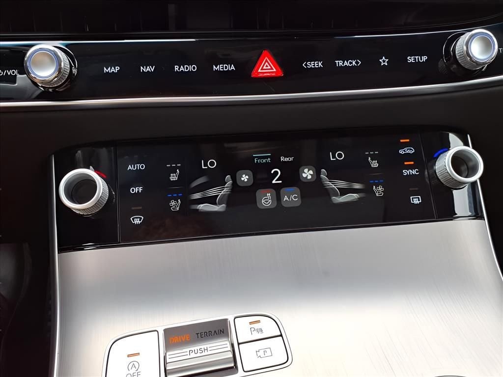 2026 GENESIS GV70 Advanced - Photo 19