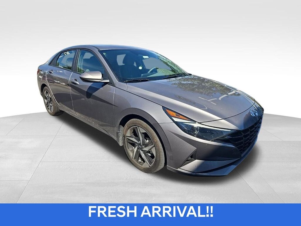 Used 2023 Hyundai Elantra SEL SEL IVT