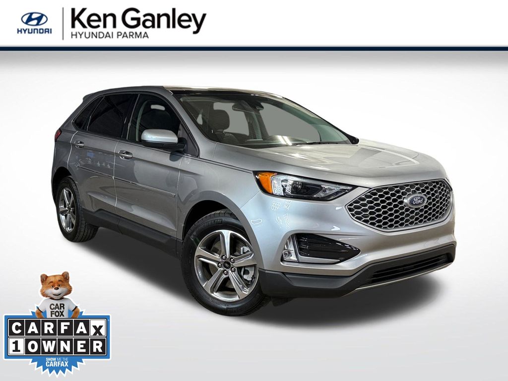 2023 Ford Edge SEL AWD's photo