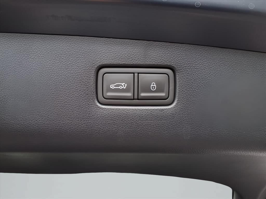 2026 GENESIS GV70 Select - Photo 8