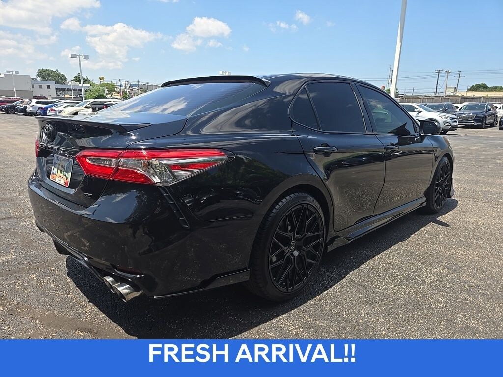 Used 2018 Toyota Camry SE SE Auto