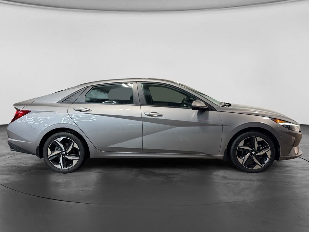 Used 2023 Hyundai Elantra SEL SEL IVT