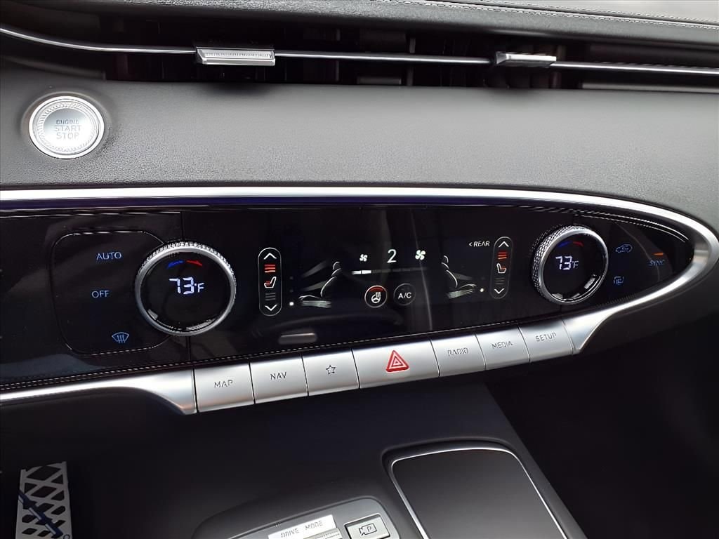 2025 GENESIS GV70 Sport - Photo 18
