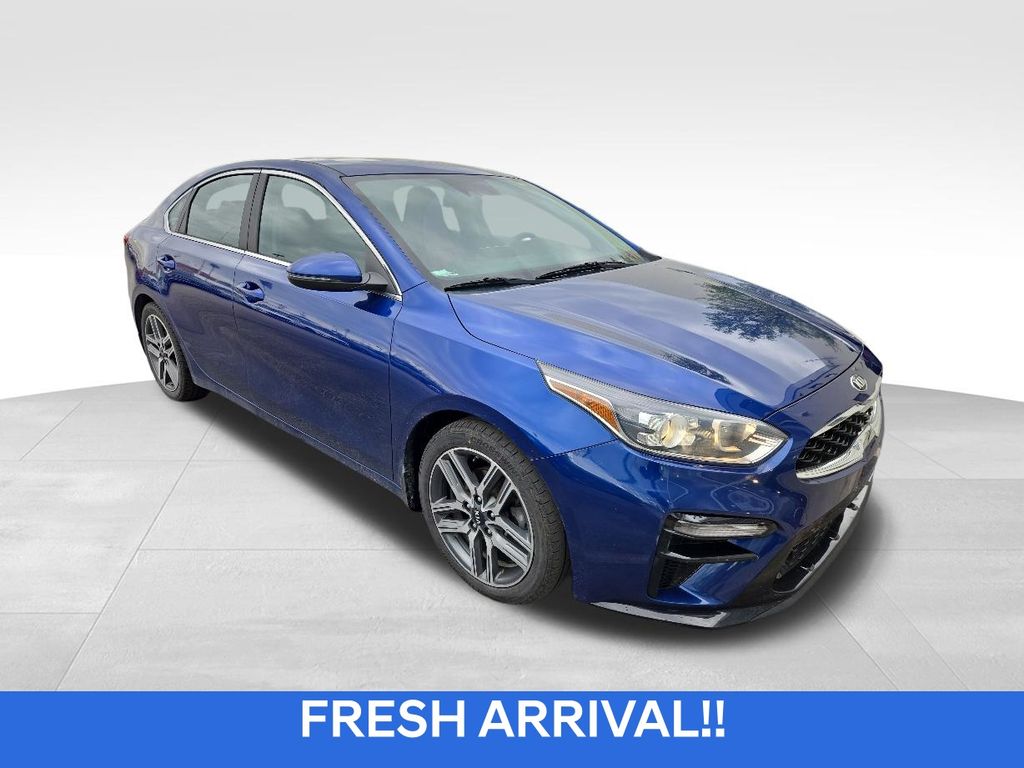 2021 Kia Forte EX AT's photo