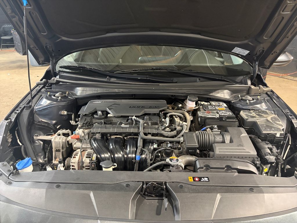 2021 Hyundai Elantra SEL - Photo 22