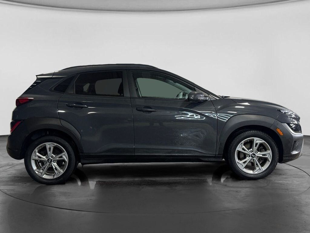 Used 2023 Hyundai Kona SEL SEL Auto AWD