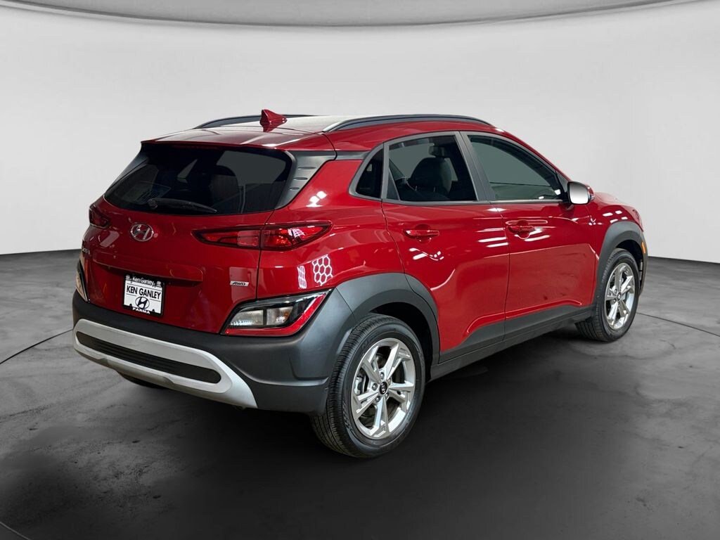 Used 2022 Hyundai Kona SEL SEL Auto AWD