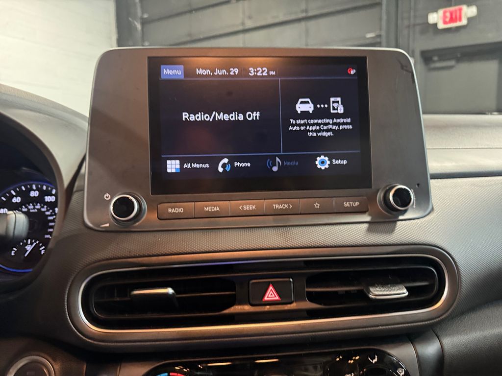 2022 Hyundai Kona SEL - Photo 21
