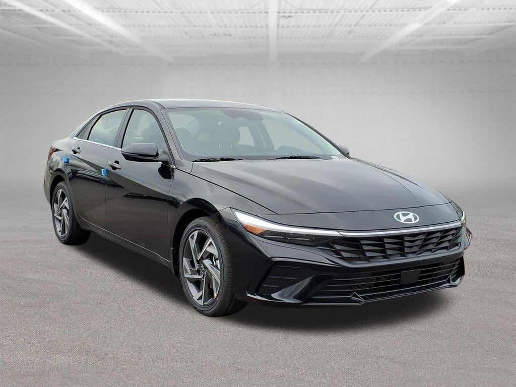 New 2026 Hyundai Elantra Limited Sedan