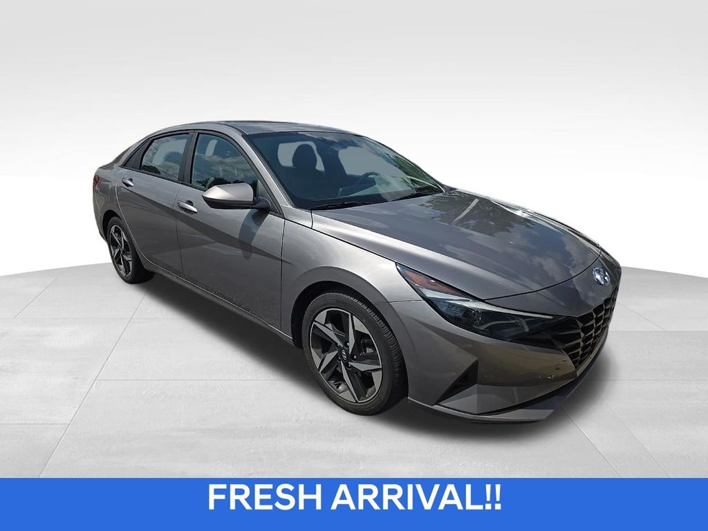 Used 2023 Hyundai Elantra SEL Sedan