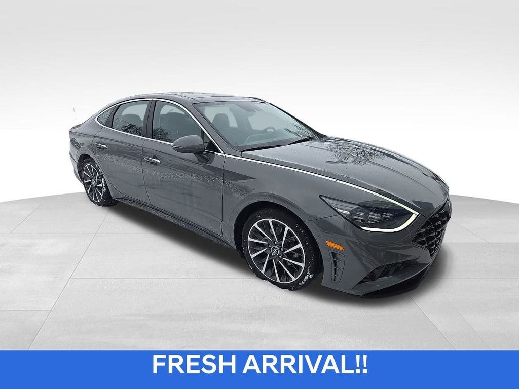Used 2022 Hyundai Sonata Limited Sedan