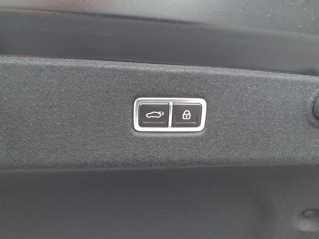 2025 Hyundai IONIQ 6 SE - Photo 7