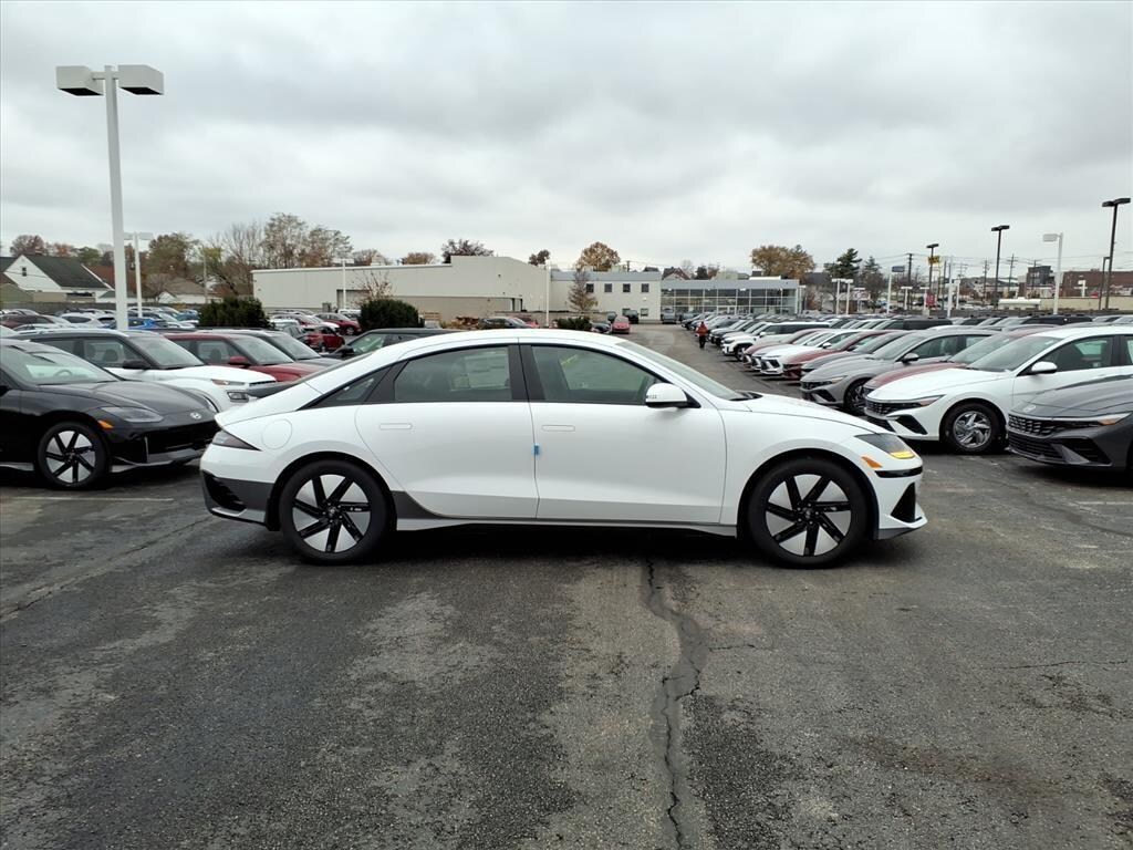 New 2025 Hyundai IONIQ 6 SE Sedan