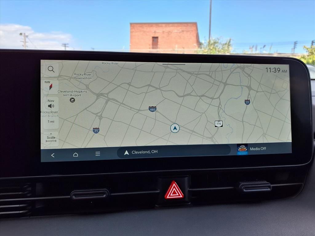 2025 Hyundai IONIQ 5 XRT - Photo 18