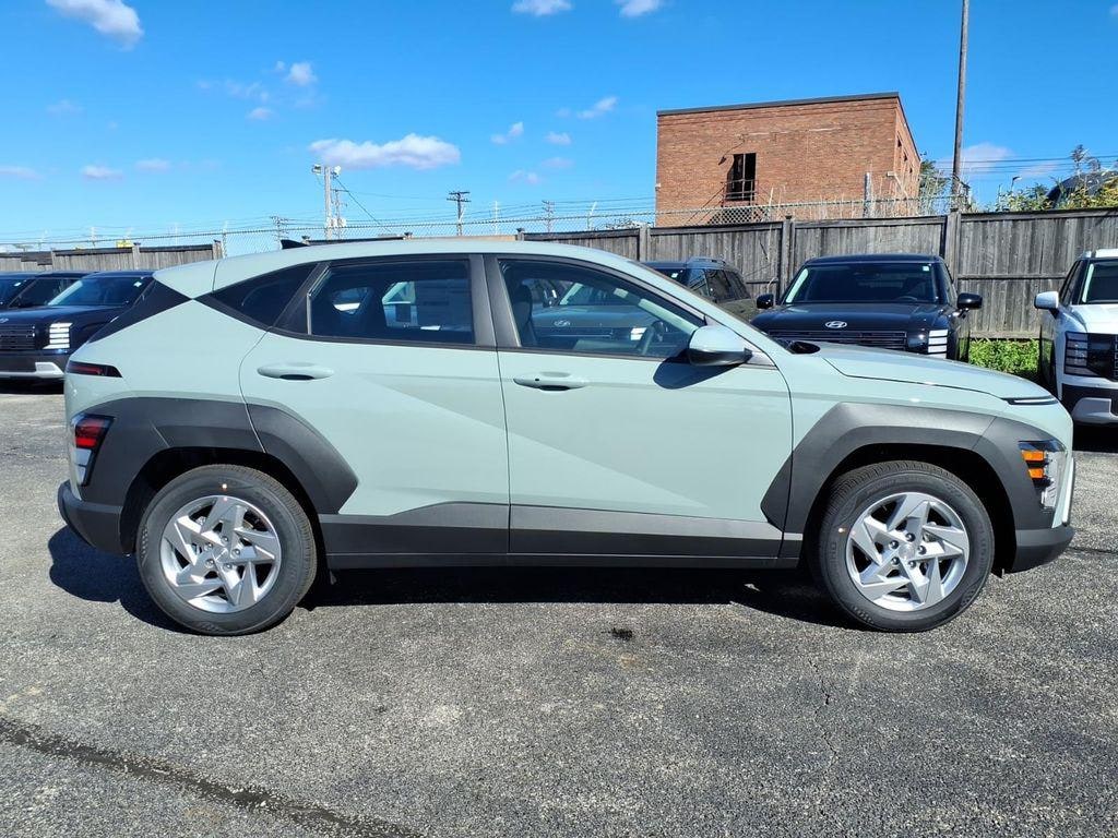 New 2027 Hyundai Kona SE FWD SUV