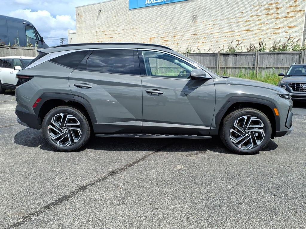 New 2026 Hyundai Tucson Limited AWD SUV
