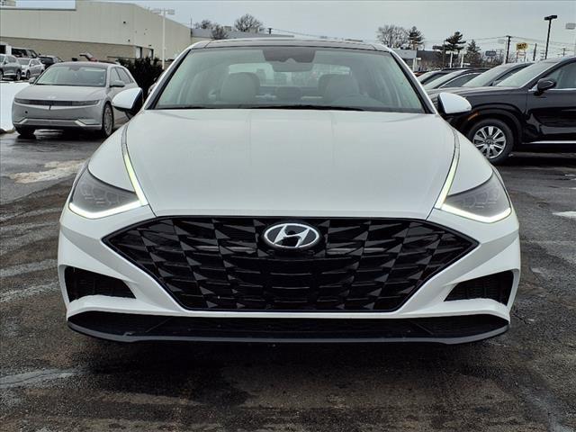2023 Hyundai Sonata SEL Convenience photo 2