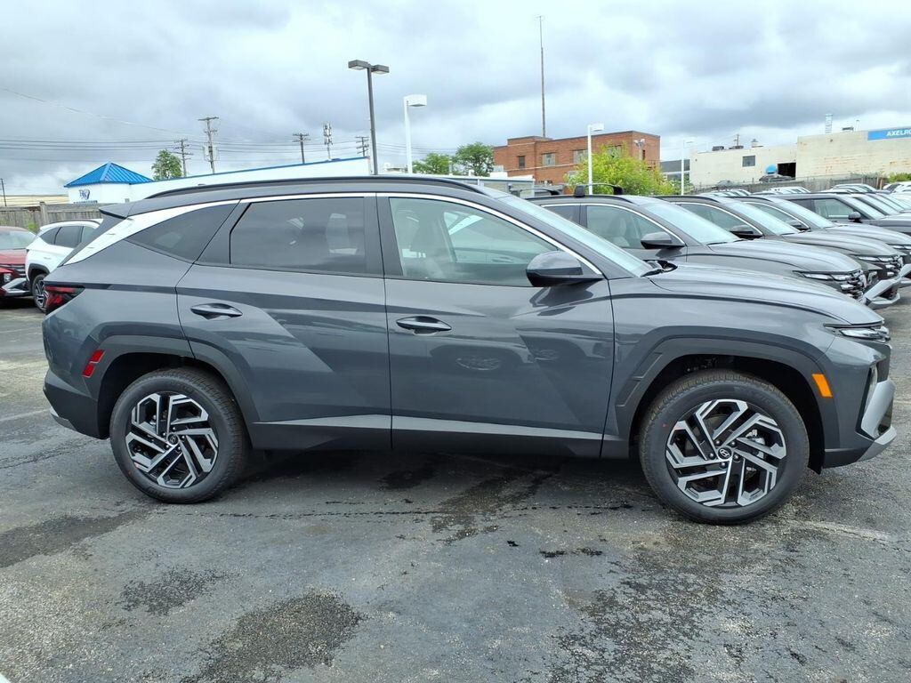 New 2026 Hyundai Tucson SEL Plus AWD SUV