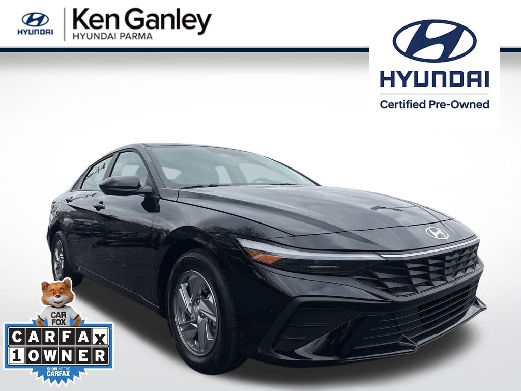 2024 Hyundai Elantra SE