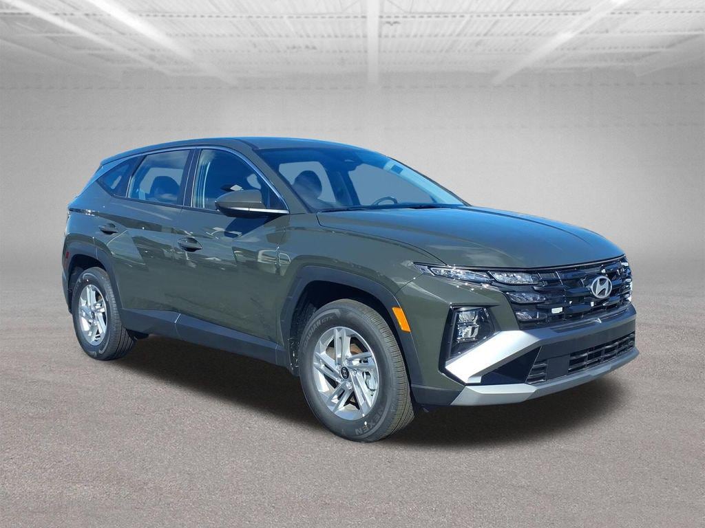 New 2026 Hyundai Tucson SE AWD SUV