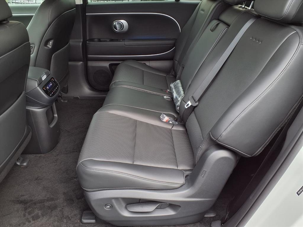 2026 Hyundai IONIQ 9 SEL - Photo 16