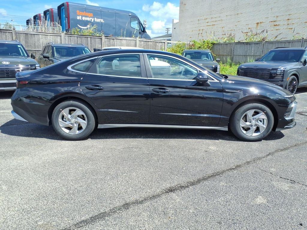 New 2026 Hyundai Sonata SE Sedan