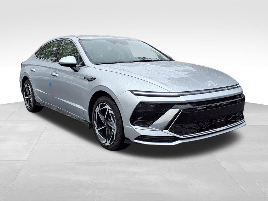 2026 Hyundai Sonata SEL's photo