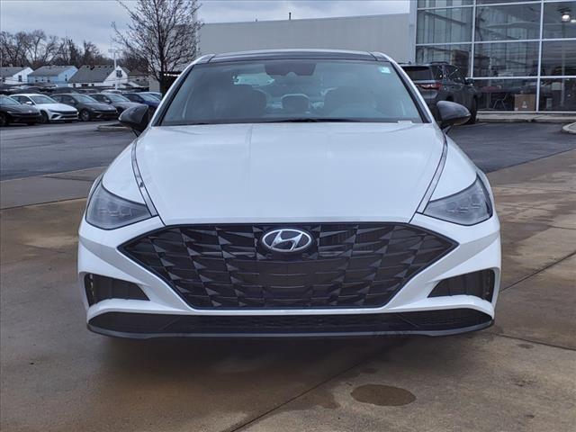 2023 Hyundai Sonata SEL Plus photo 2