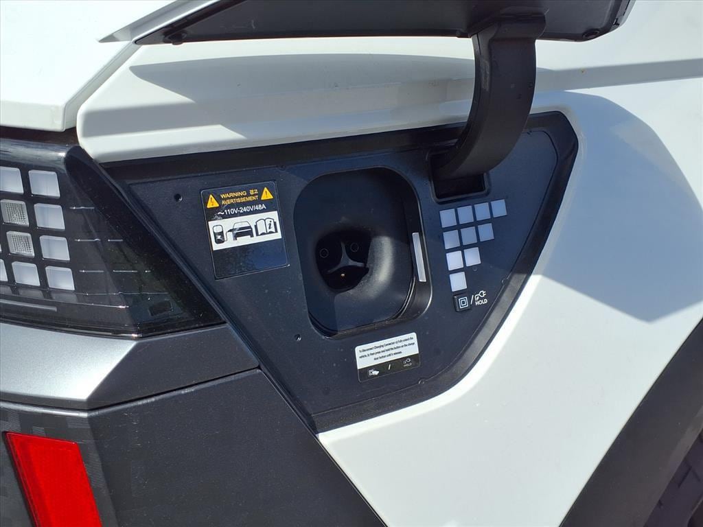 2025 Hyundai IONIQ 5 XRT - Photo 10